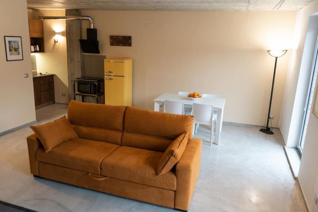 Centro Storico Recinto Dei Nobili 4-Private Parking Apartment Asti Exterior photo
